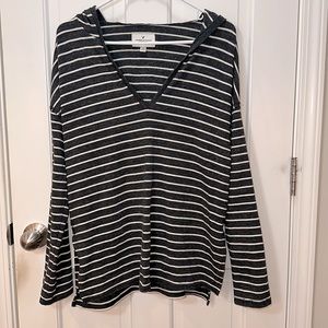 American Eagle Dark Grey/White Hooded Top